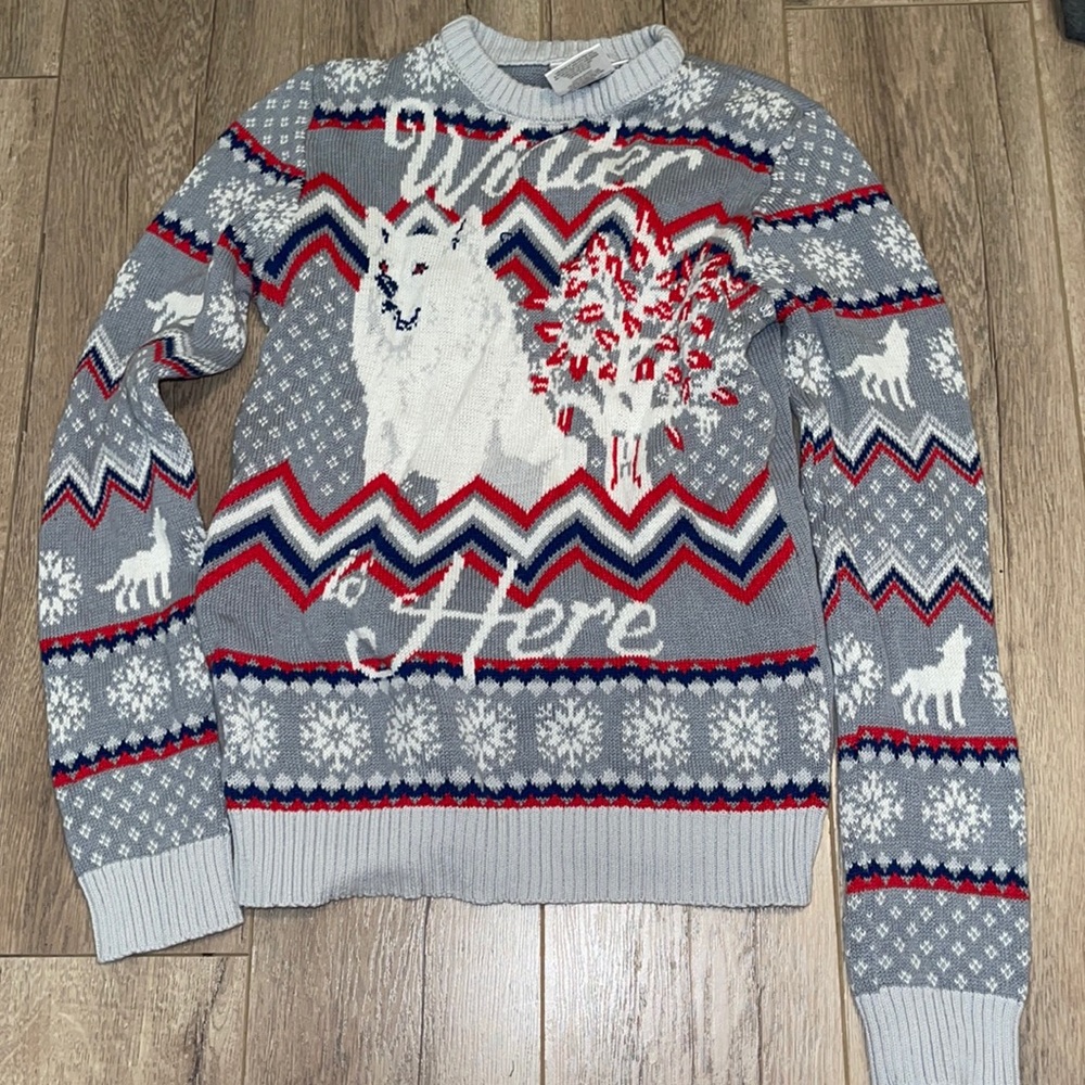 Men’s sweater 6/$16